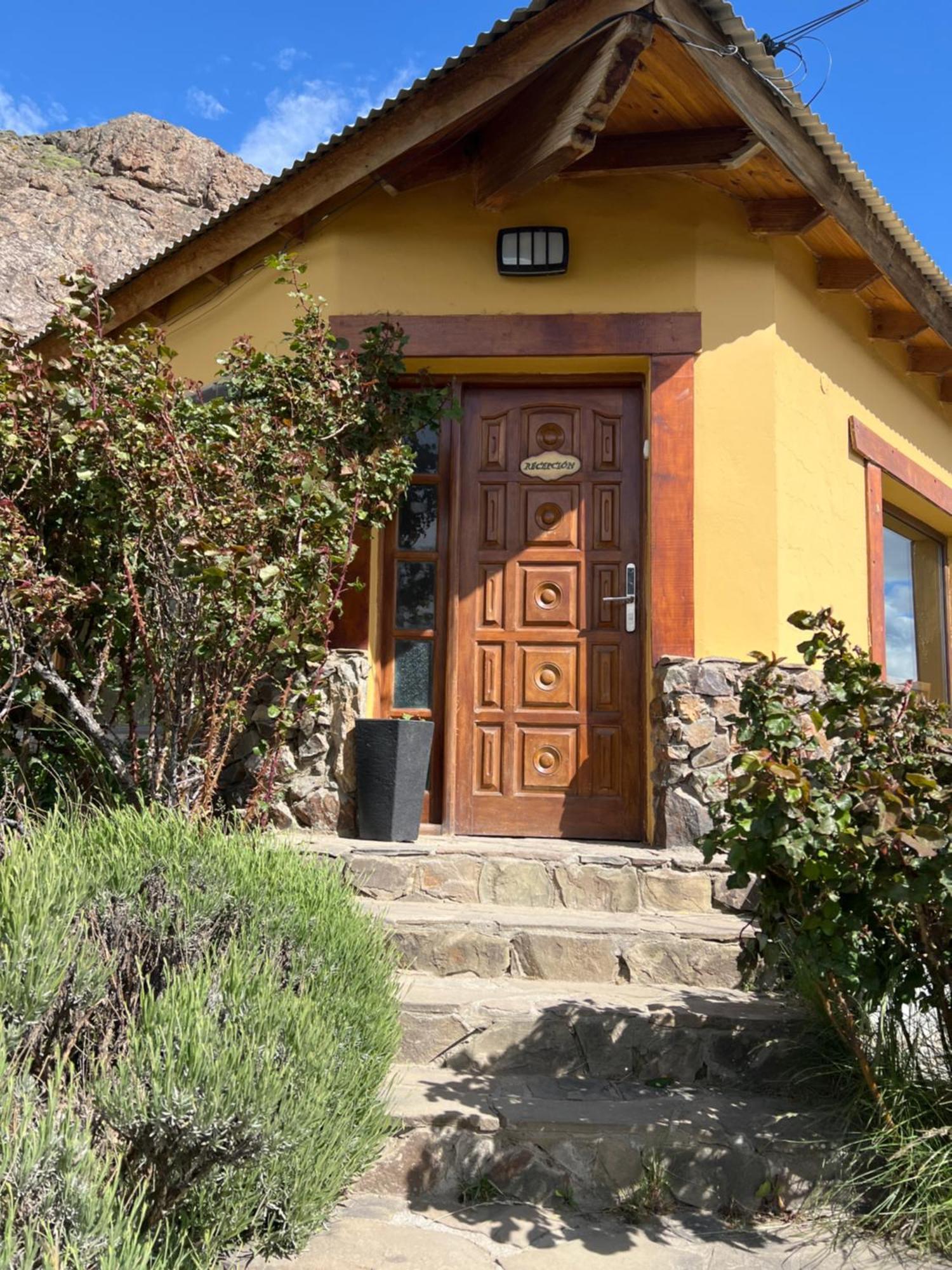 Hosteria Koonek El Chalten Εξωτερικό φωτογραφία