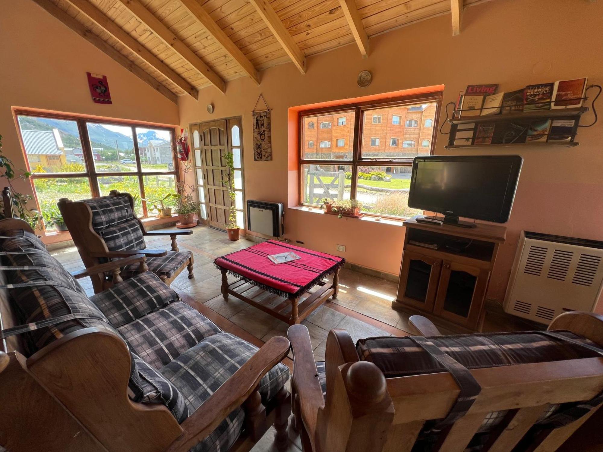 Hosteria Koonek El Chalten Εξωτερικό φωτογραφία